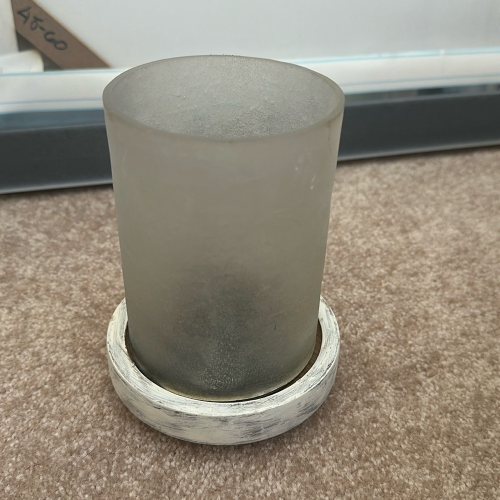 Coastal candle holder